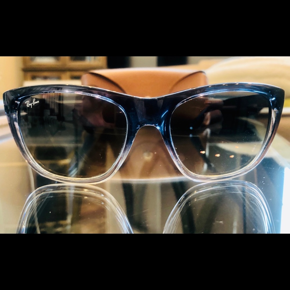 Ray-Ban Blue gradient polarized Sunglasses w case